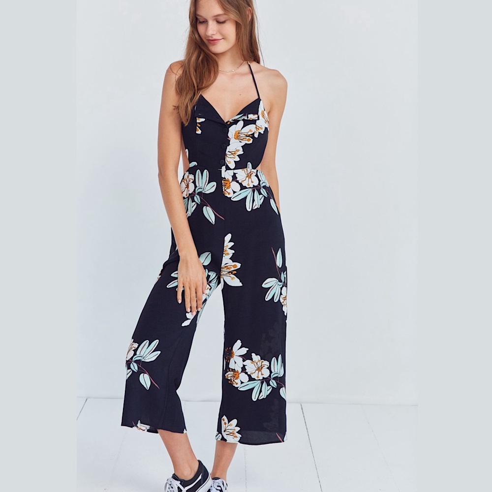 UO backless floral jumpsuit | floral cutout romper skater indie | size 0